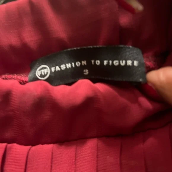 Burgundy Long Skirt - Picture 3 of 4